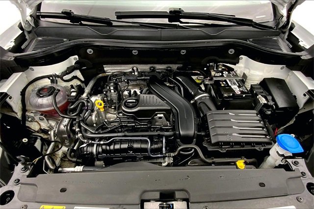 Certified 2022 Volkswagen Taos SE image 10