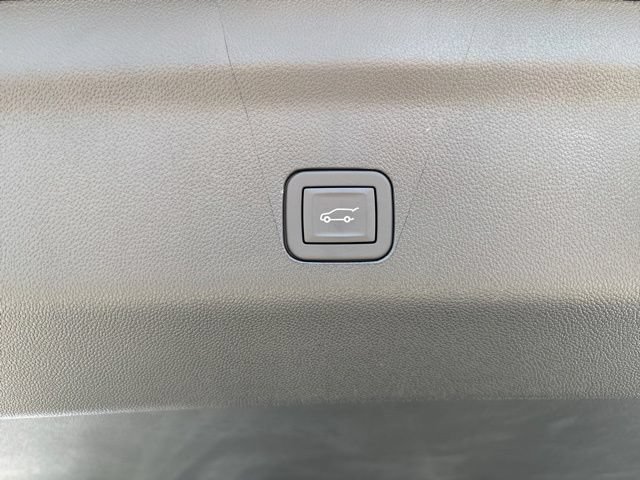 New 2026 Chevrolet Suburban Premier w/ Sun And Tow Package AWD/4WD image 40