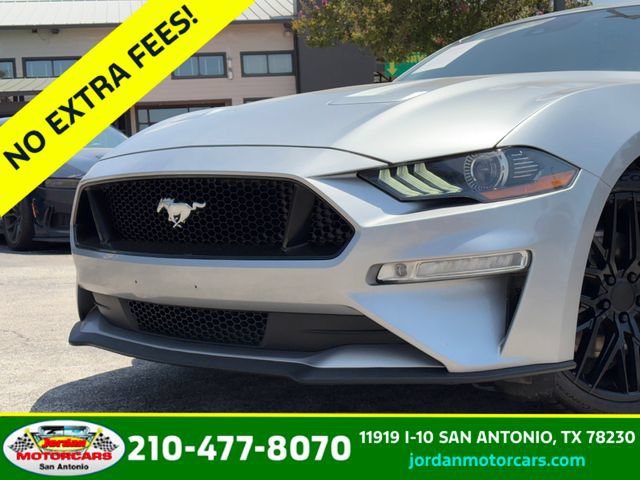 Used 2022 Ford Mustang GT Premium RWD image 3