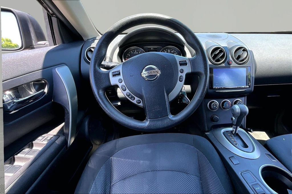Used 2014 Nissan Rogue S w/ Convenience Package AWD/4WD image 8