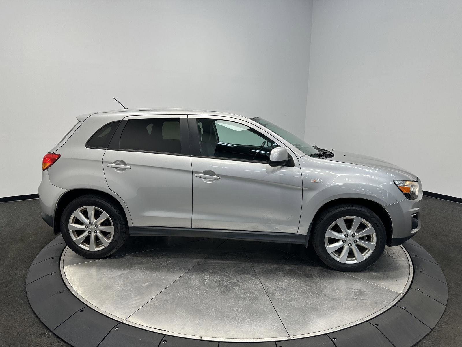 Used 2015 Mitsubishi Outlander Sport ES image 8