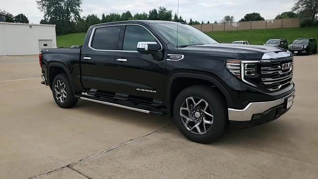 New 2026 GMC Sierra 1500 SLT w/ SLT Premium Plus Package AWD/4WD image 2