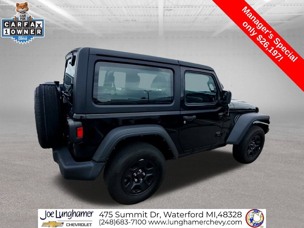 Used 2022 Jeep Wrangler Sport AWD/4WD image 9
