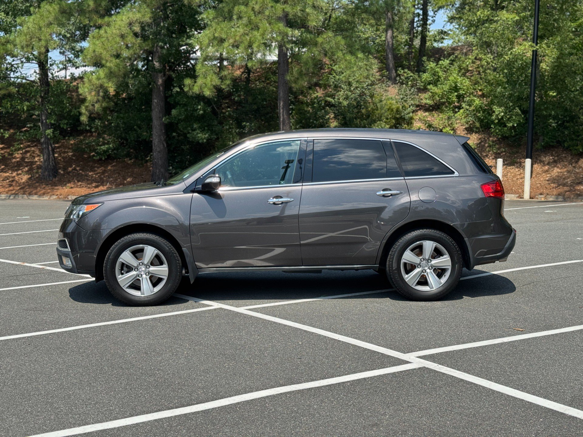 Used 2011 Acura MDX w/ Technology Package AWD/4WD image 6