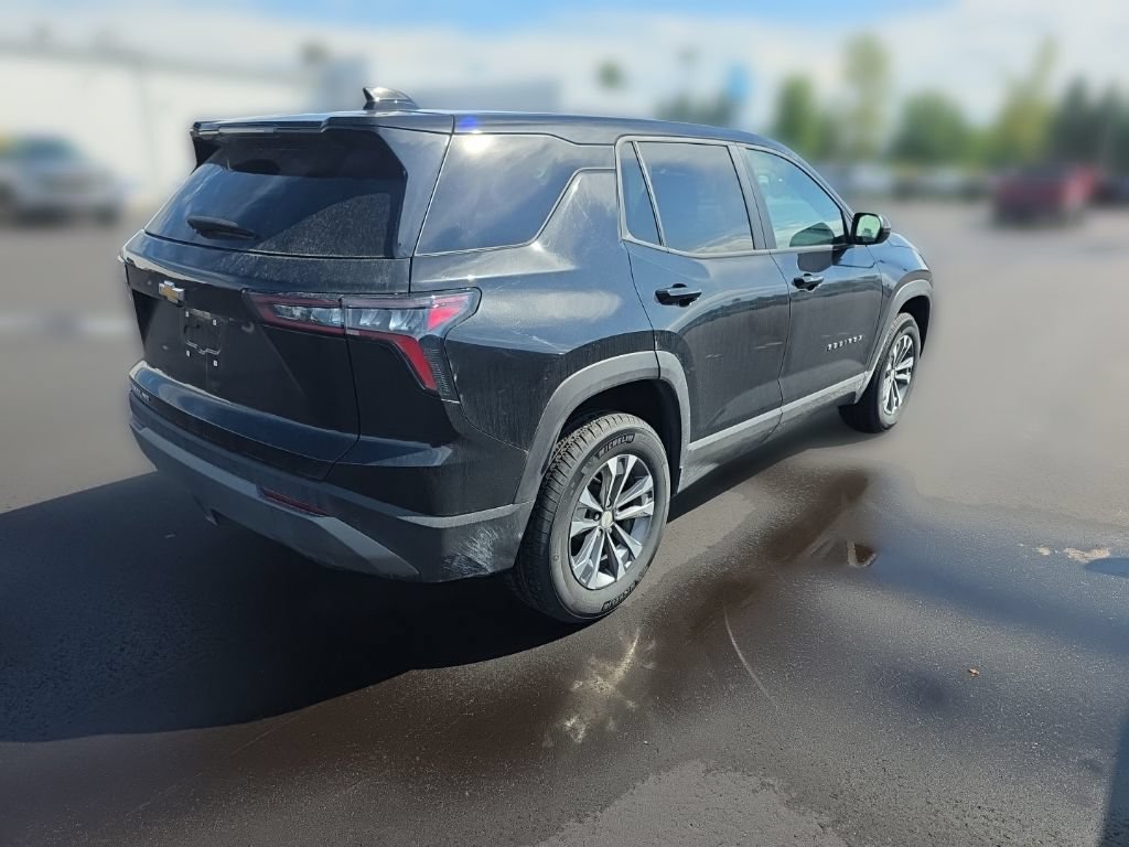 Used 2026 Chevrolet Equinox LT AWD/4WD image 4
