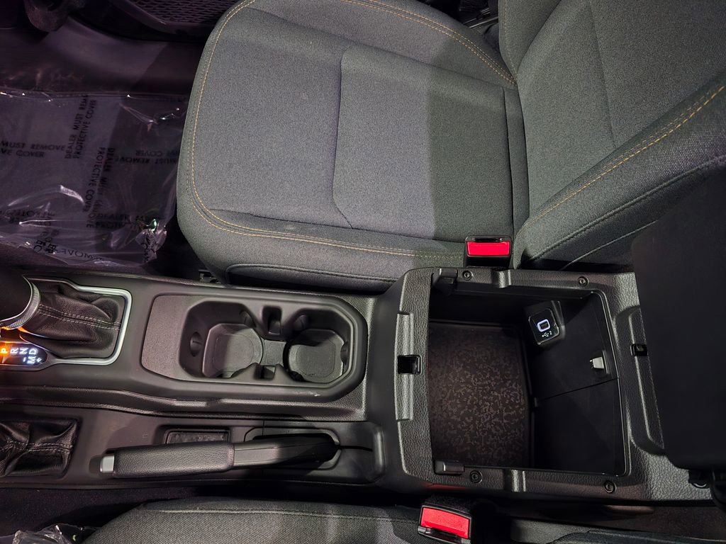 Used 2025 Jeep Wrangler Sport S image 24