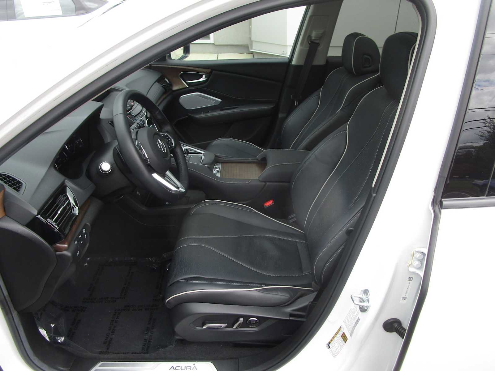 Certified 2024 Acura RDX w/ Advance Package AWD/4WD image 13