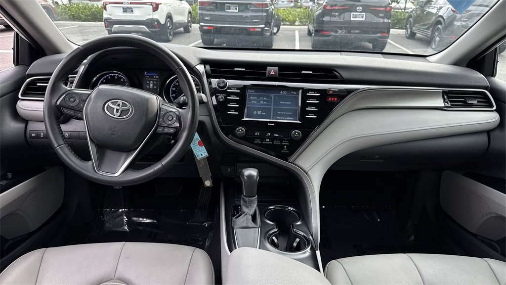 Used 2020 Toyota Camry SE image 15