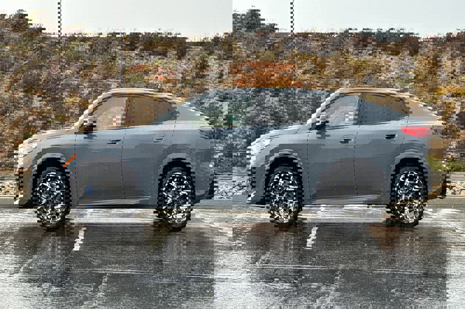 Used 2025 BMW X2 M35i image 9