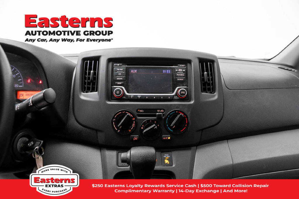 Used 2019 Nissan NV200 SV FWD image 12