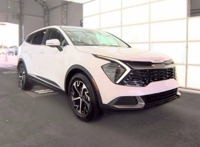 Certified 2025 Kia Sportage EX FWD image 2