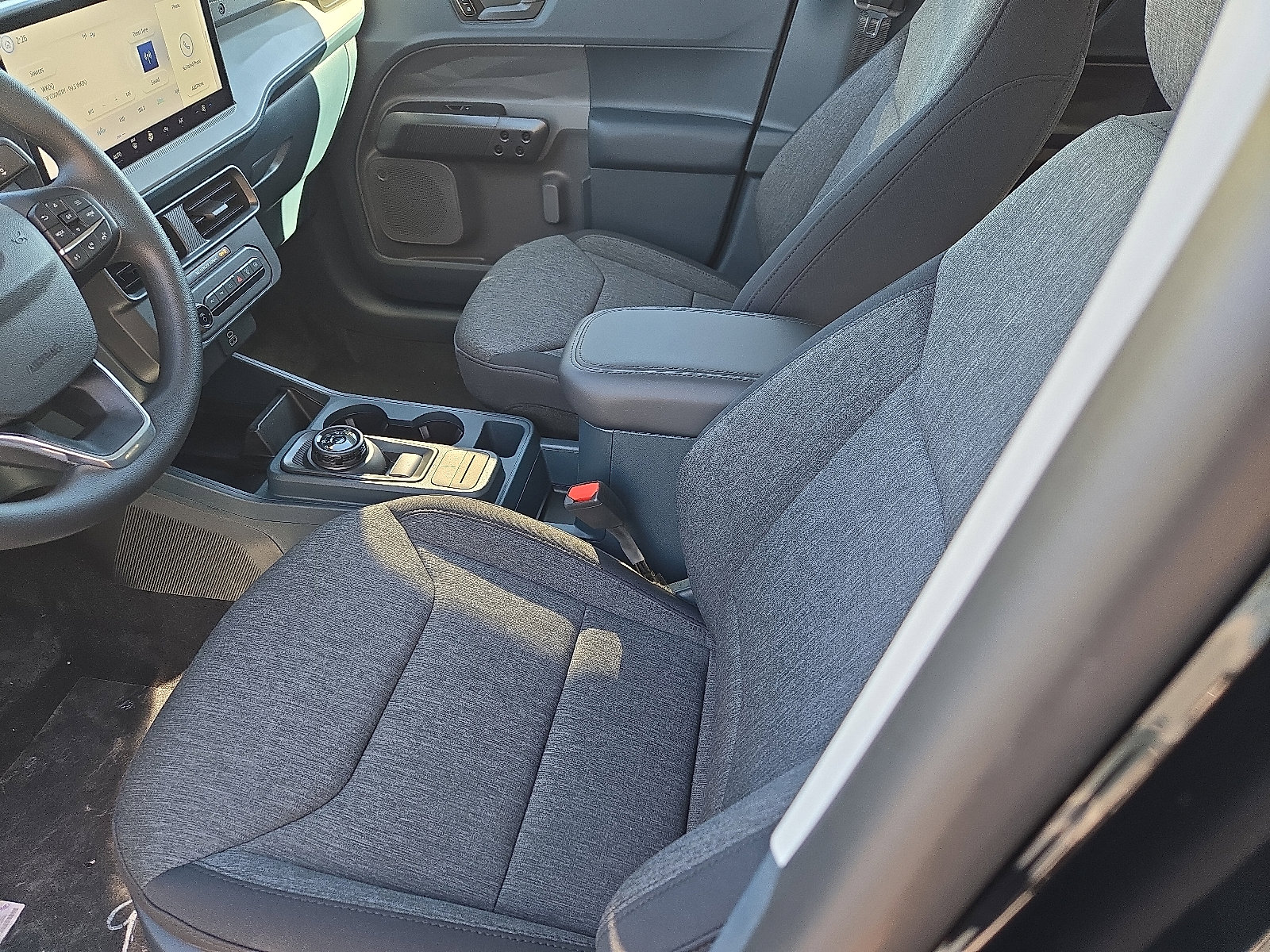 New 2025 Ford Maverick XLT w/ Black Appearance Package image 12