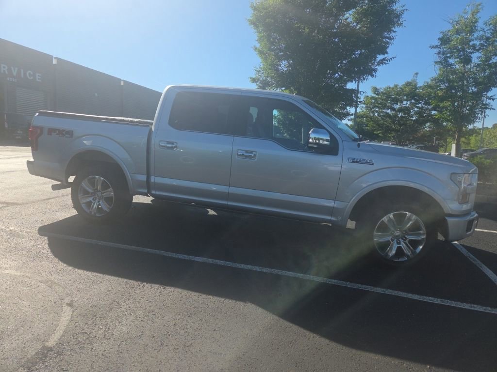 Used 2015 Ford F150 Platinum w/ Equipment Group 701A Luxury AWD/4WD image 6