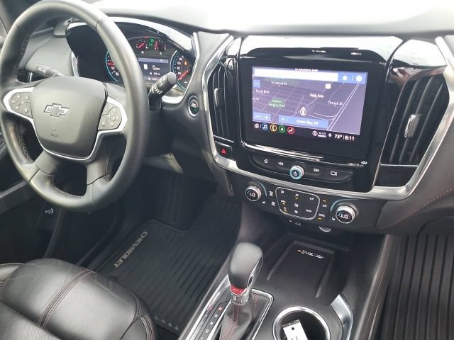 Used 2023 Chevrolet Traverse RS AWD/4WD image 3