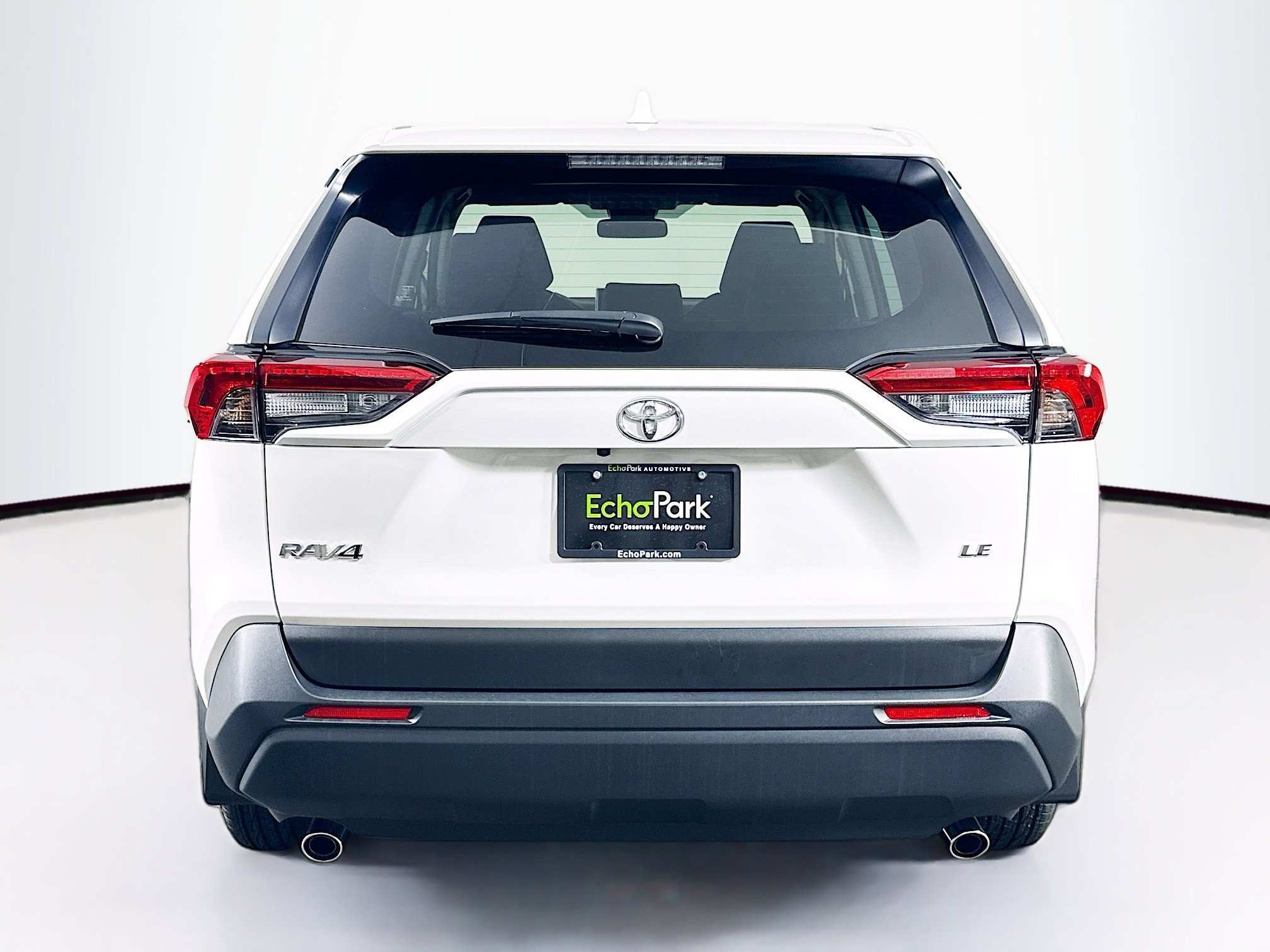 Used 2025 Toyota RAV4 LE image 7