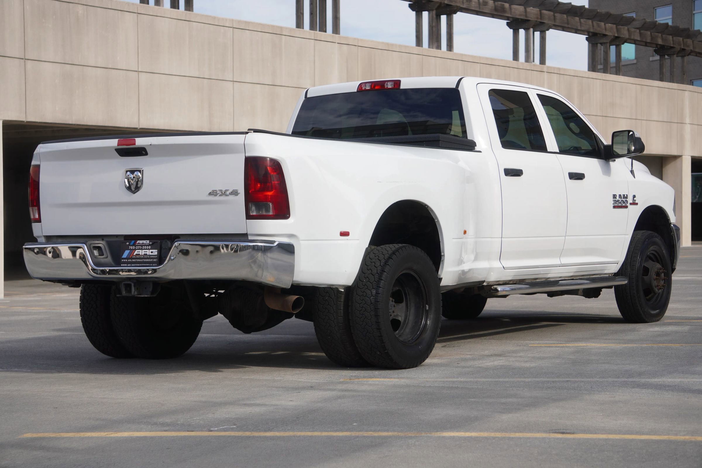 Used 2018 RAM 3500 Tradesman w/ Chrome Appearance Group image 15