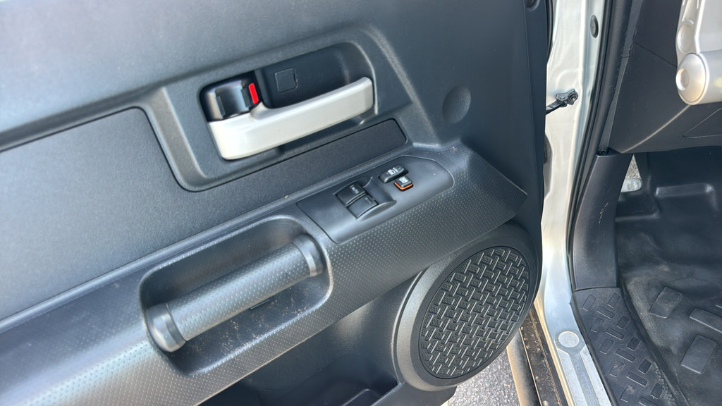 Used 2008 Toyota FJ Cruiser 4WD image 19