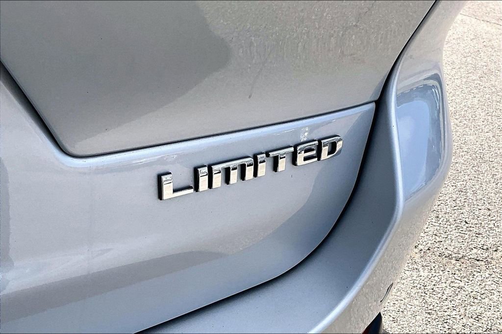 Used 2021 Jeep Grand Cherokee L Limited image 11