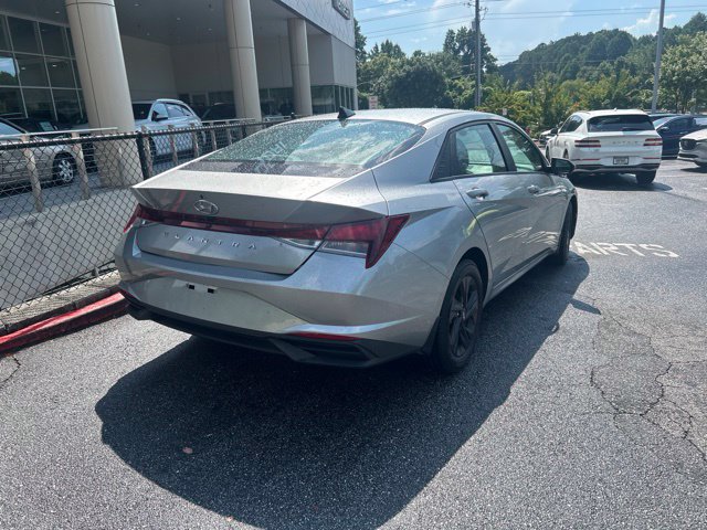Certified 2023 Hyundai Elantra SEL FWD image 6