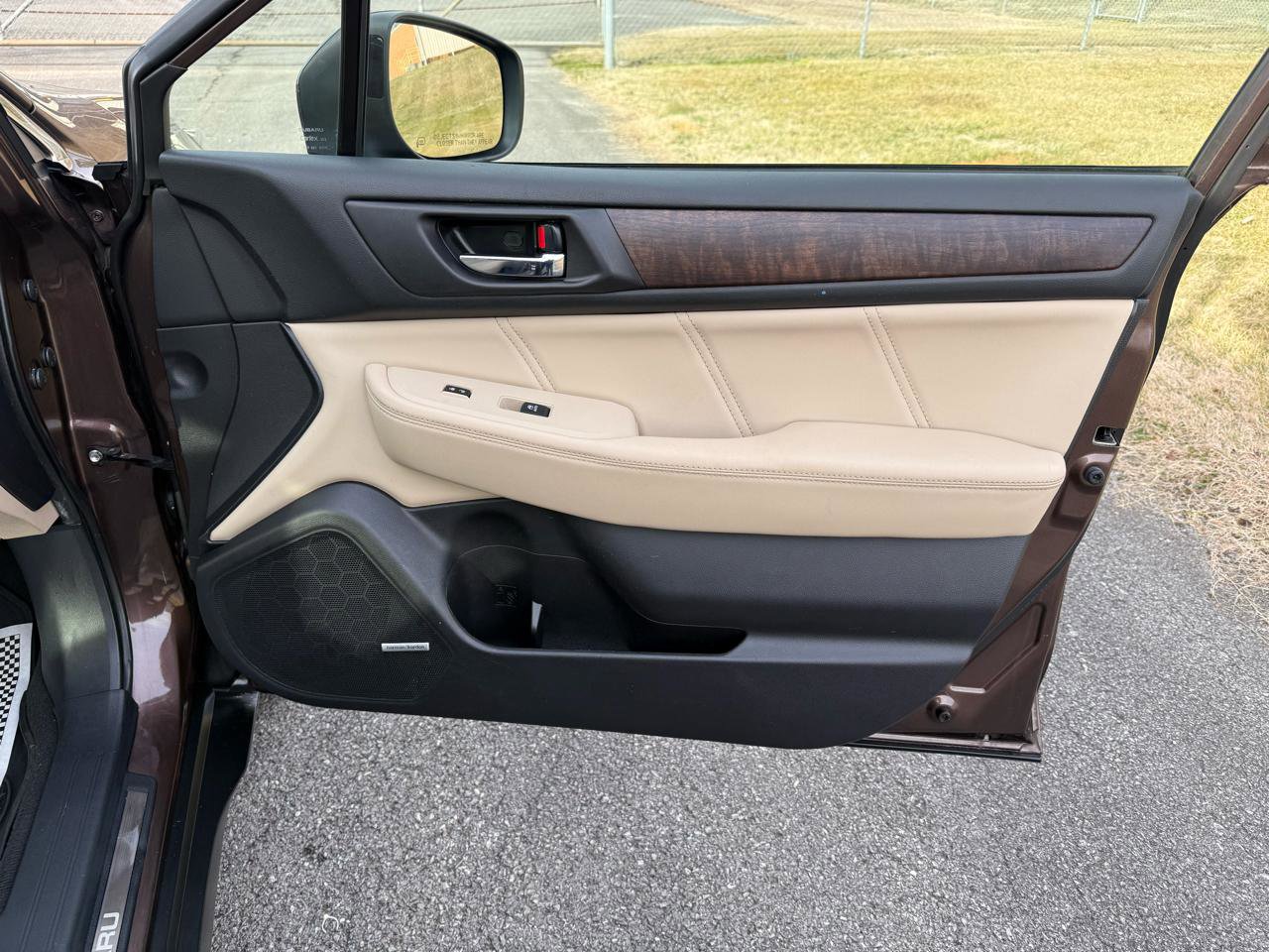 Used 2019 Subaru Outback 3.6R Limited image 25