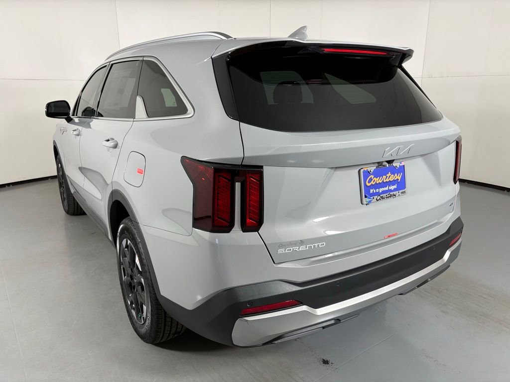 New 2026 Kia Sorento S image 6