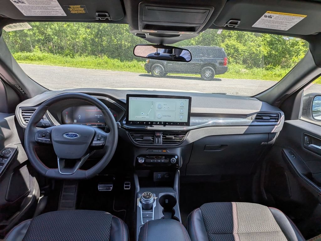 Used 2023 Ford Escape ST-Line w/ Tech Pack #1 AWD/4WD image 18