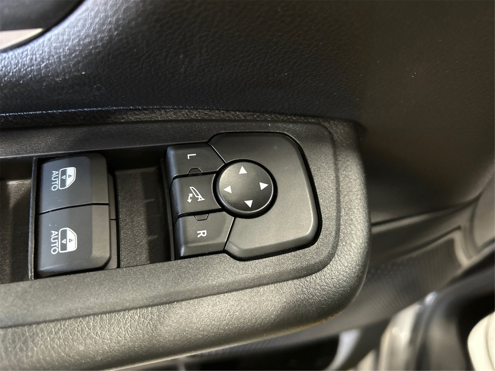 New 2026 RAM 1500 Big Horn AWD/4WD image 30