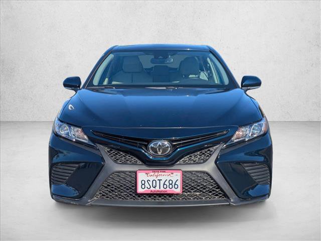 Certified 2020 Toyota Camry SE w/ Convenience Package image 2