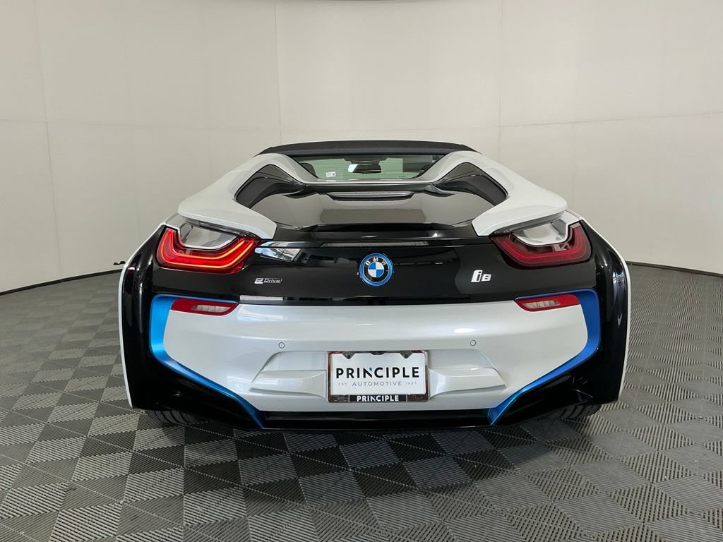 Used 2019 BMW i8 Roadster AWD/4WD image 6