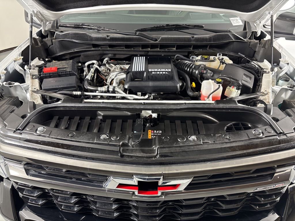 Used 2024 Chevrolet Silverado 1500 ZR2 w/ Technology Package image 57