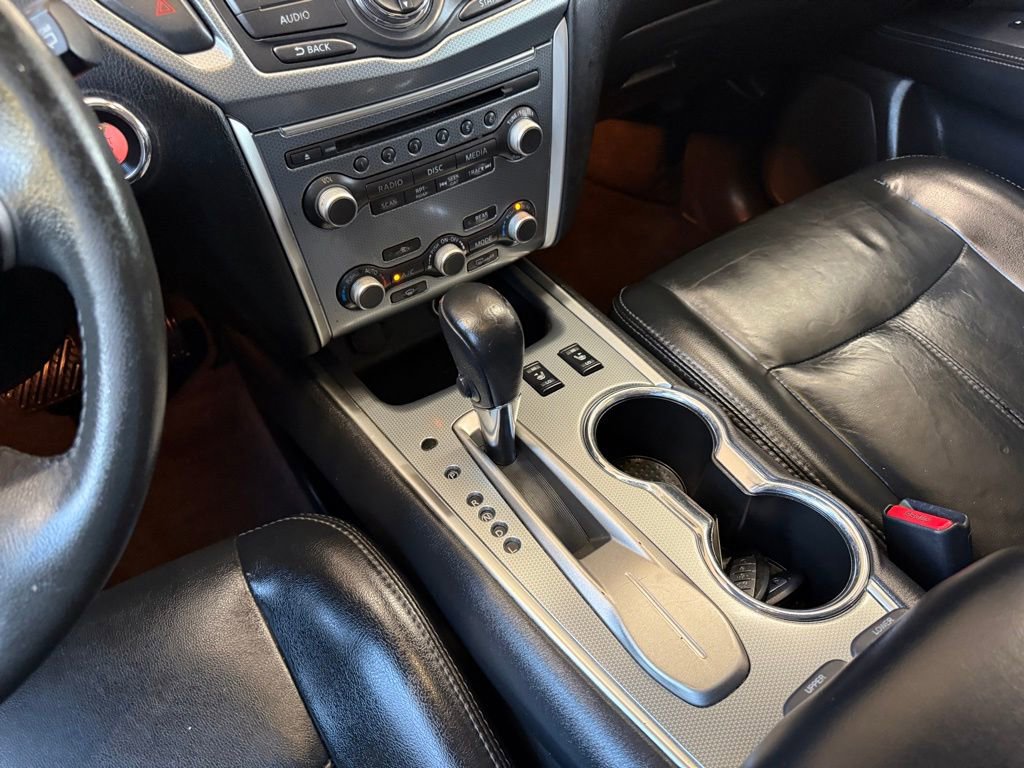 Used 2017 Nissan Pathfinder SL FWD image 26