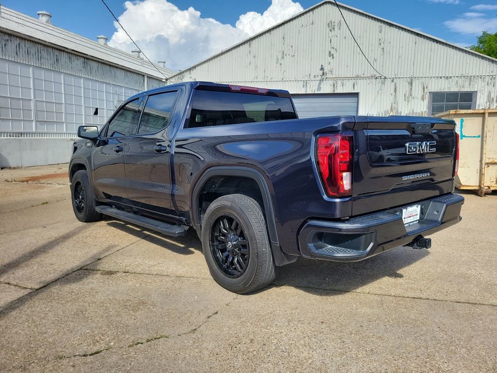 Used 2024 GMC Sierra 1500 Elevation w/ LPO, Elevation Black Package AWD/4WD image 4