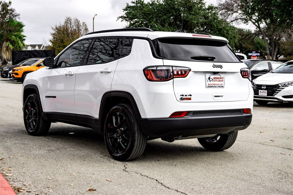 New 2026 Jeep Compass Latitude image 5