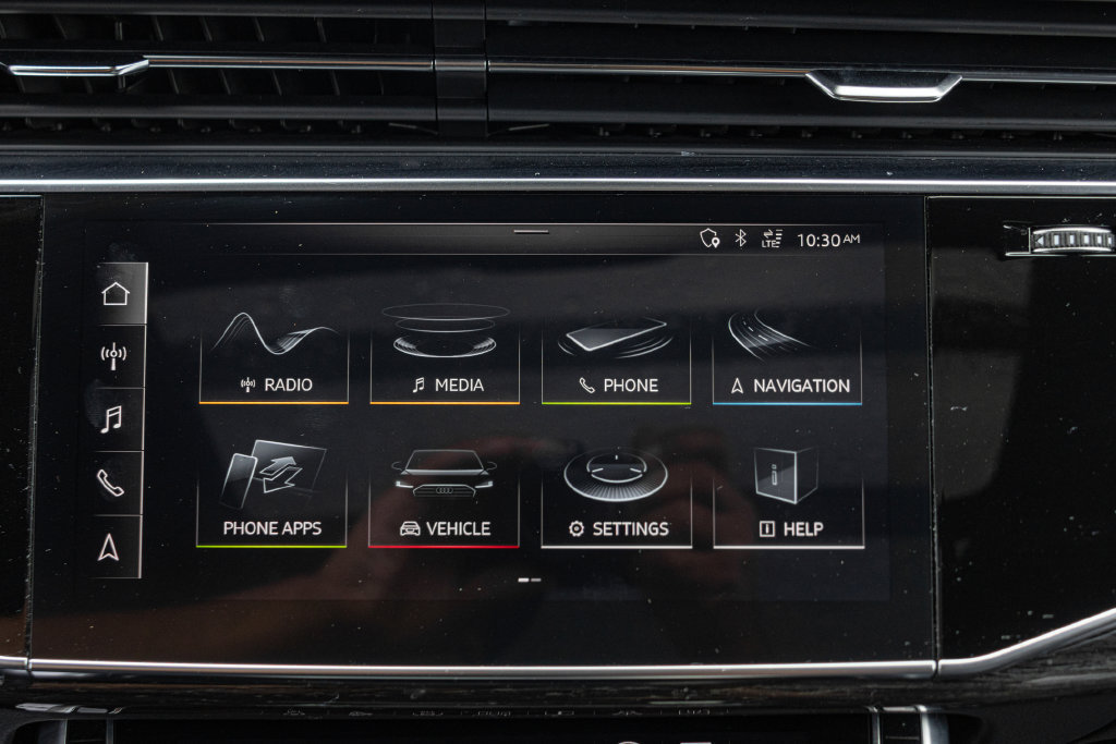 Used 2019 Audi Q8 Prestige AWD/4WD image 15
