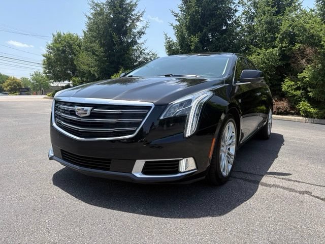 Used 2019 Cadillac XTS Luxury FWD image 1