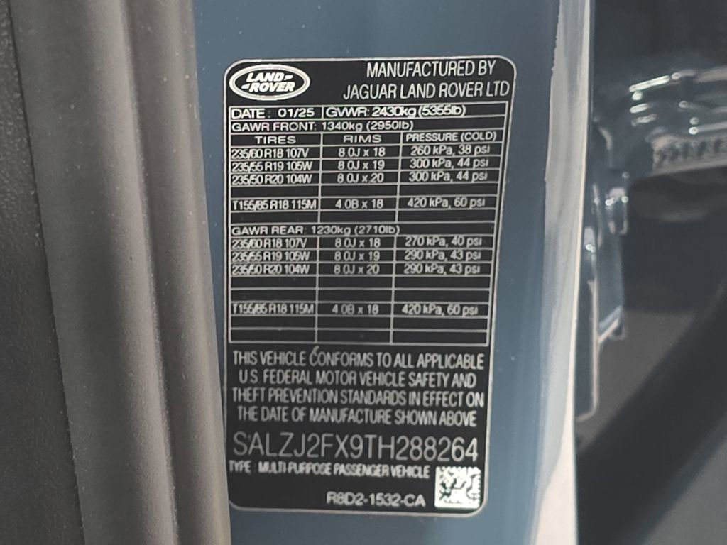 Used 2026 Land Rover Range Rover Evoque S image 33