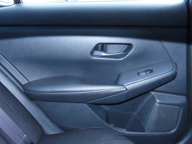 Used 2024 Nissan Sentra SV image 23