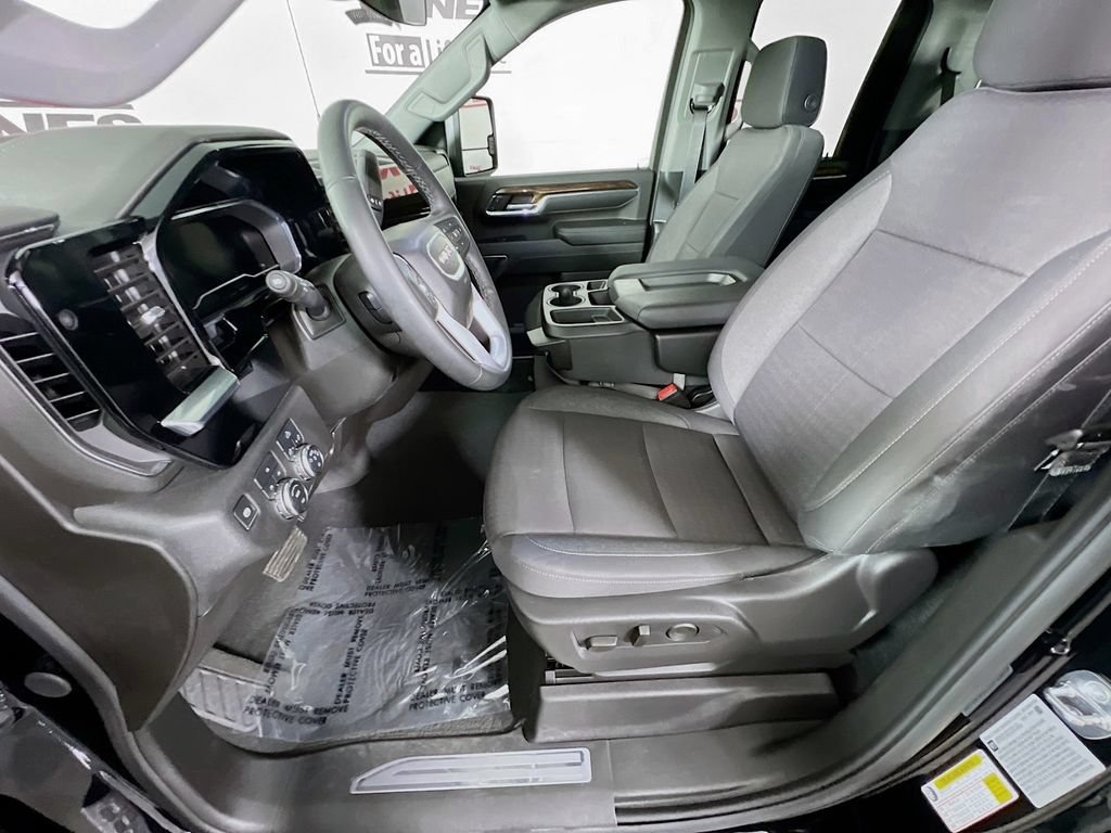 Used 2024 GMC Sierra 2500 SLE w/ SLE Value Package; AWD/4WD image 27