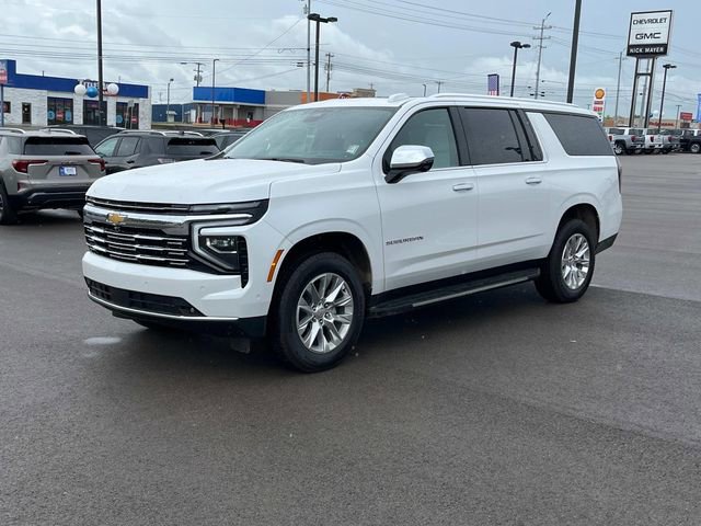 New 2025 Chevrolet Suburban Premier image 9
