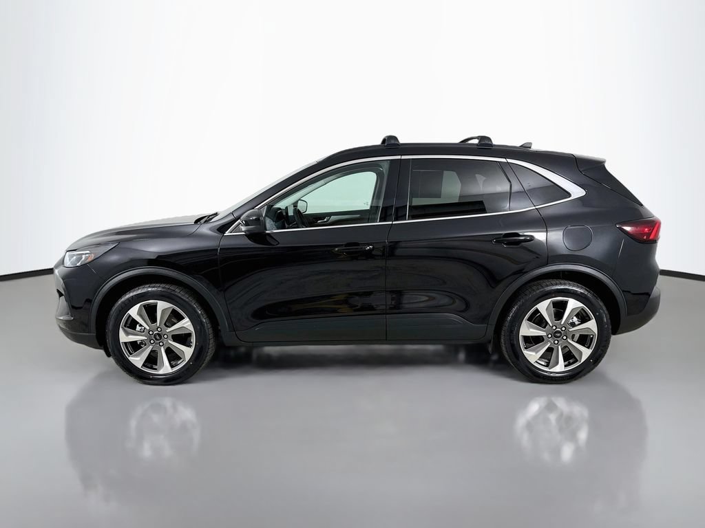 Used 2025 Ford Escape Platinum AWD/4WD image 4