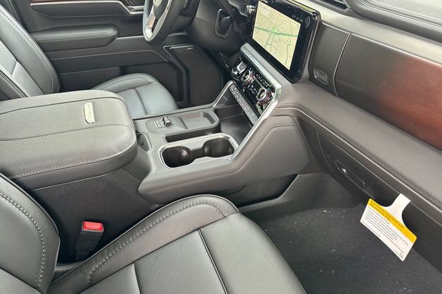 New 2026 GMC Sierra 2500 Denali w/ Denali Reserve Package image 17