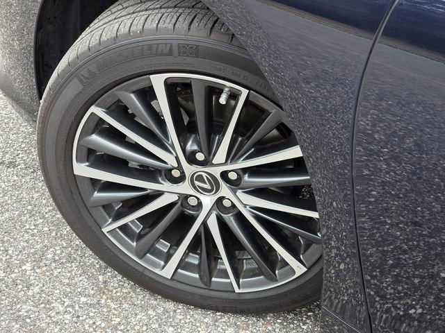 Certified 2024 Lexus ES 350 w/ Premium Package image 33