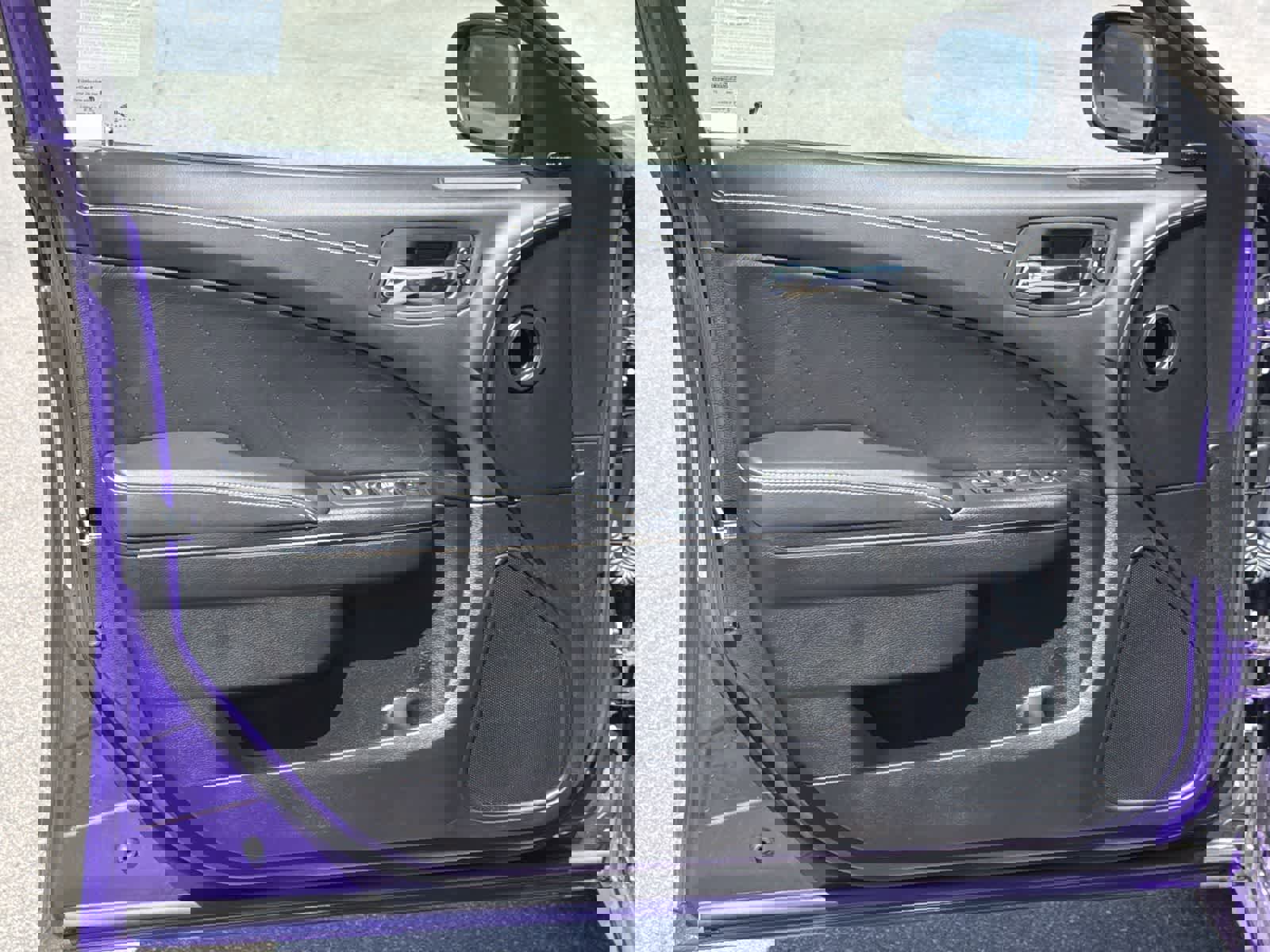 Used 2023 Dodge Charger SRT Hellcat w/ Harman/Kardon Audio Group image 21