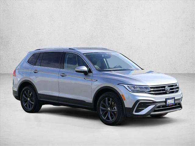 Used 2023 Volkswagen Tiguan SE AWD/4WD image 3
