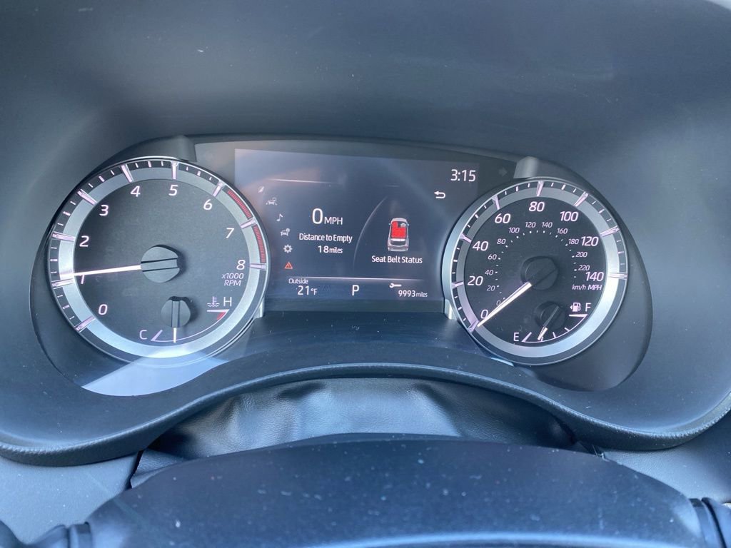 Used 2023 Toyota Highlander LE image 26