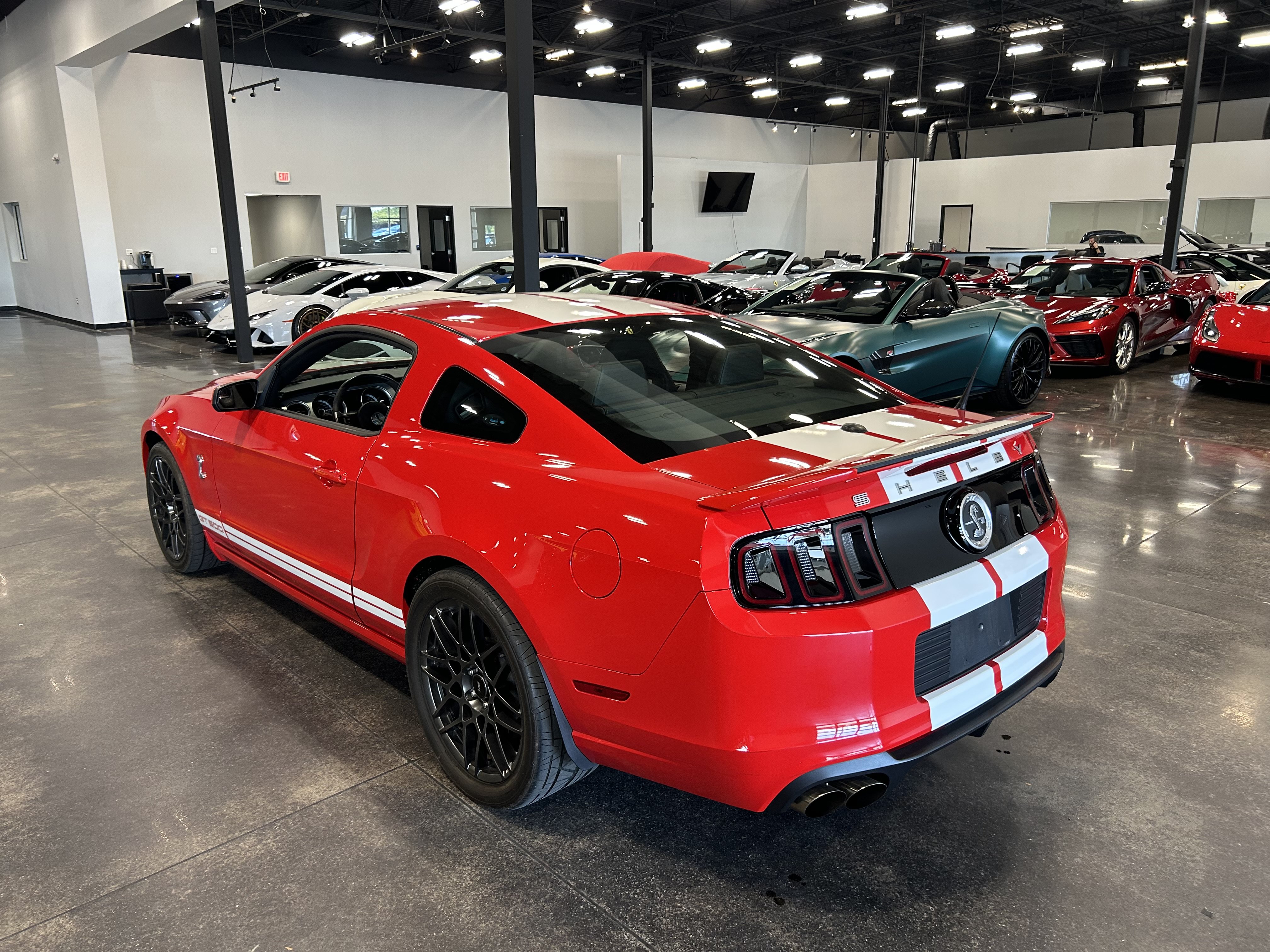 Used 2014 Ford Mustang Shelby GT500 w/ Equipment Group 821A RWD image 5