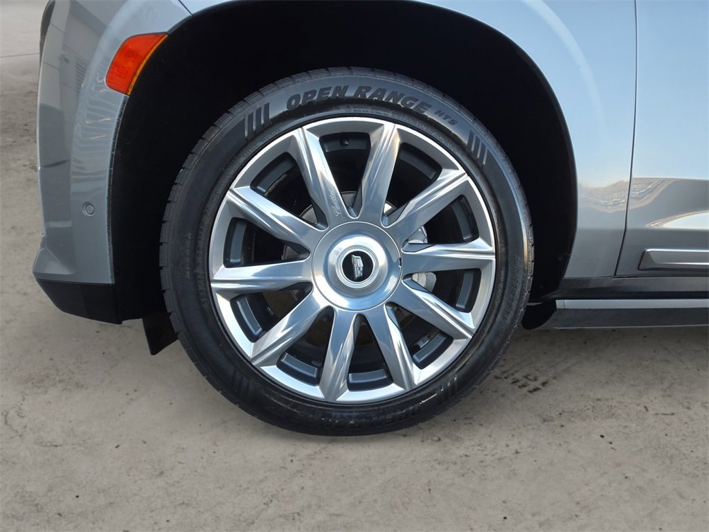 Used 2024 Cadillac Escalade Premium Luxury Platinum image 14