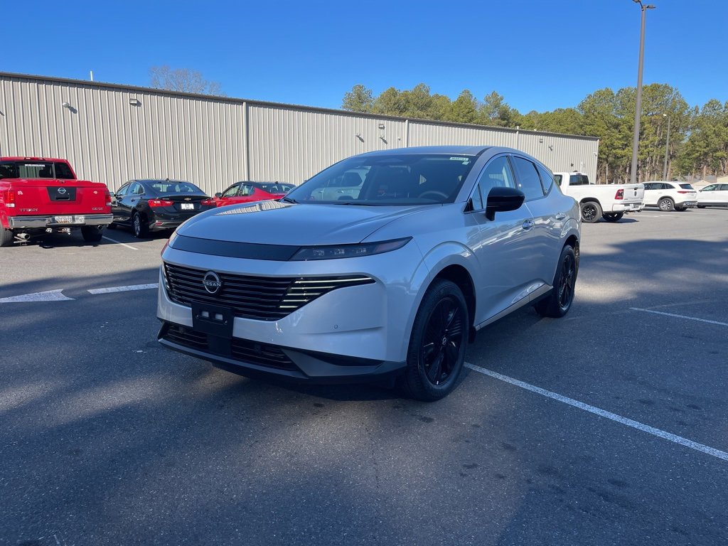 Certified 2025 Nissan Murano SV image 2