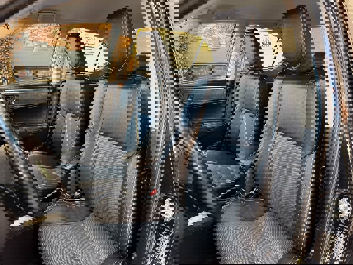 Used 2014 Toyota Corolla S image 17