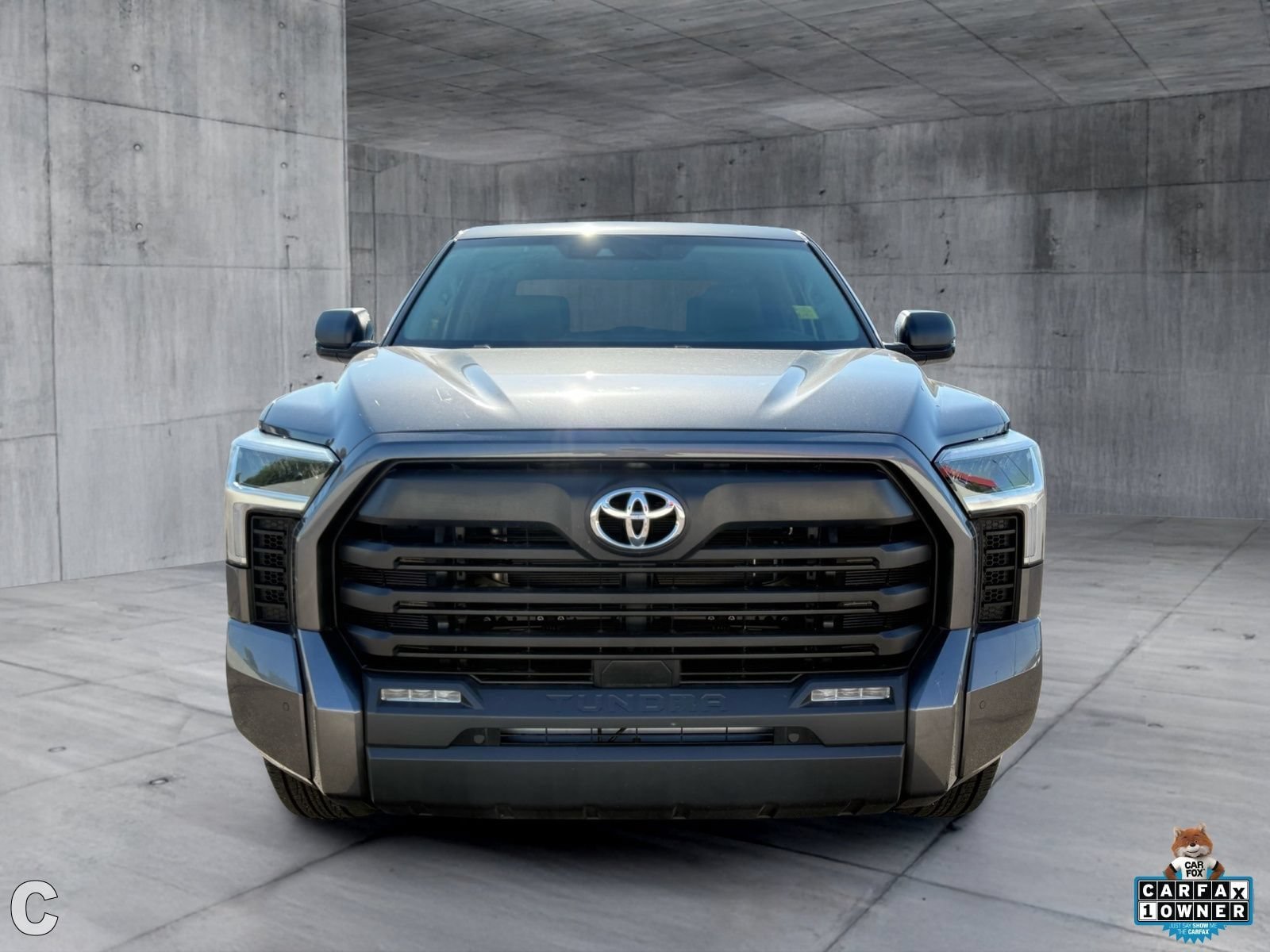 Used 2023 Toyota Tundra SR5 w/ SR5 Convenience Package AWD/4WD image 5